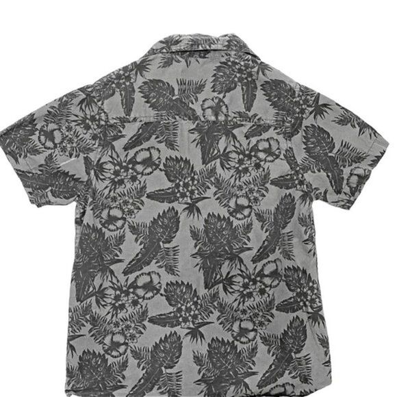 Eighty Eight Tropical Print Button Down Shirt - Picture 4 of 5
